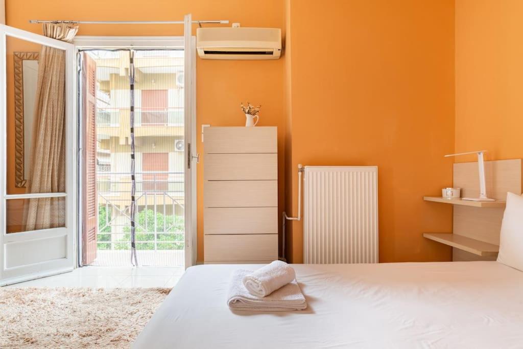 Apartment With Terrace In Piraiki Piraeus Luaran gambar